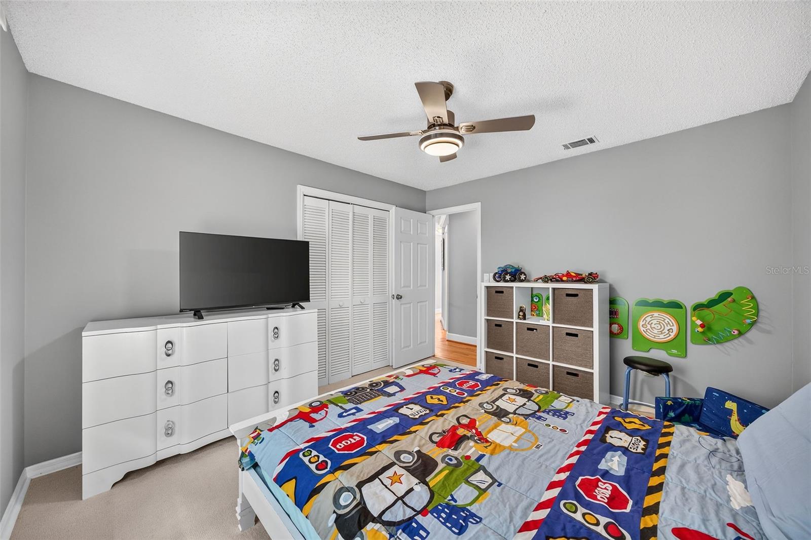 2260 W CLASSIC COURT
