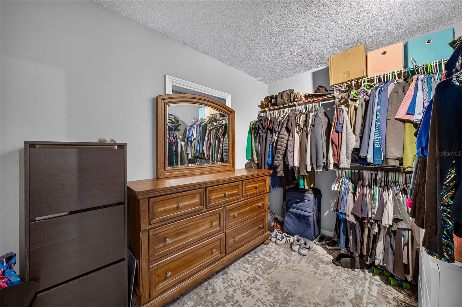 2260 W CLASSIC COURT
