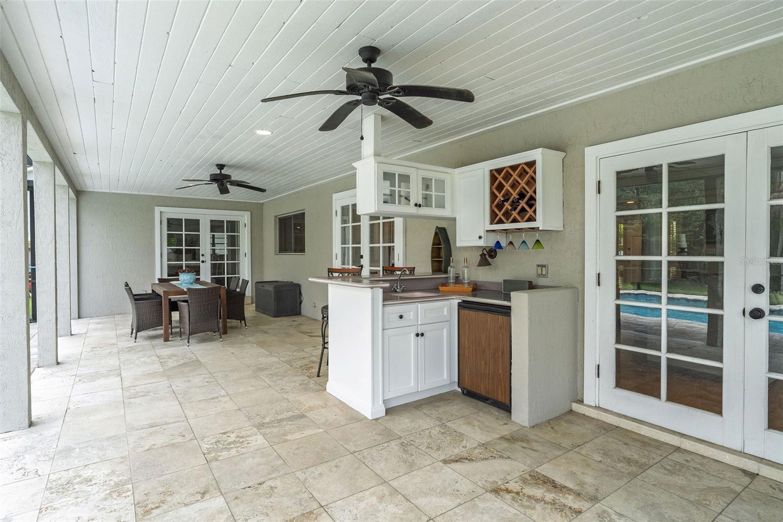 2260 W CLASSIC COURT