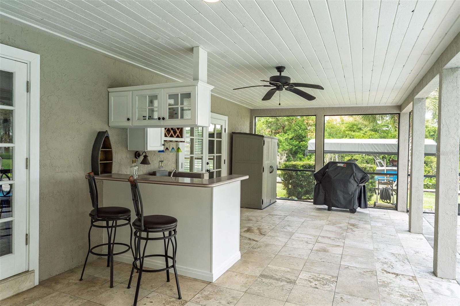 2260 W CLASSIC COURT