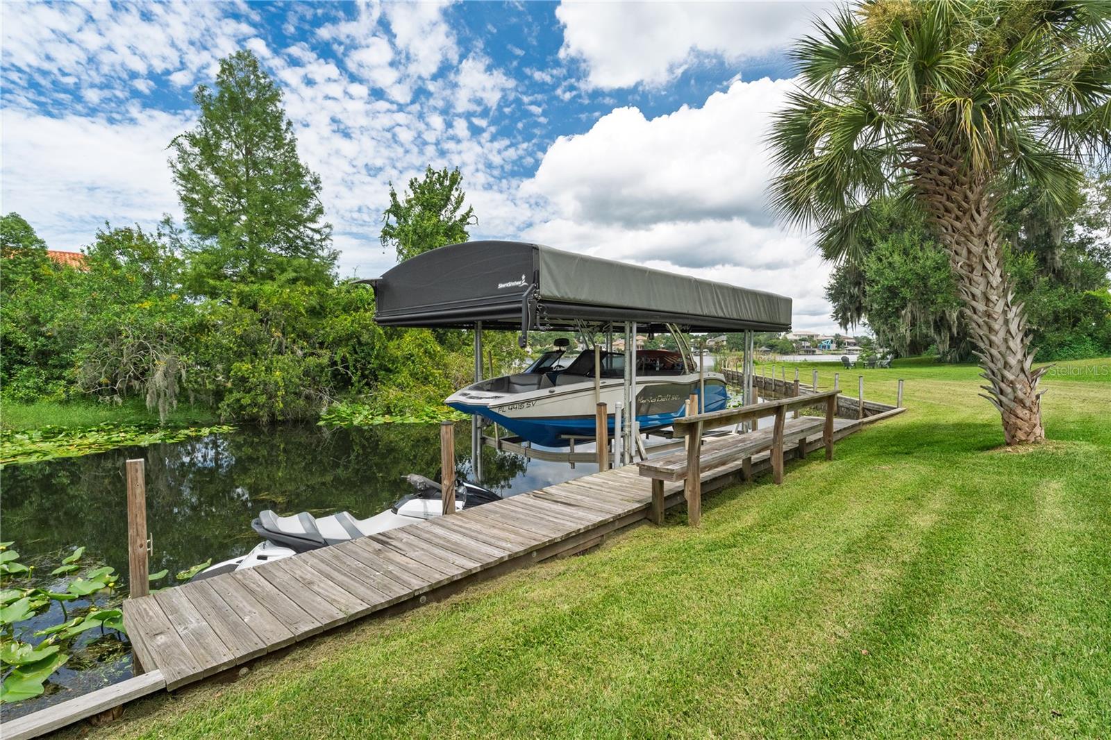 2260 W CLASSIC COURT