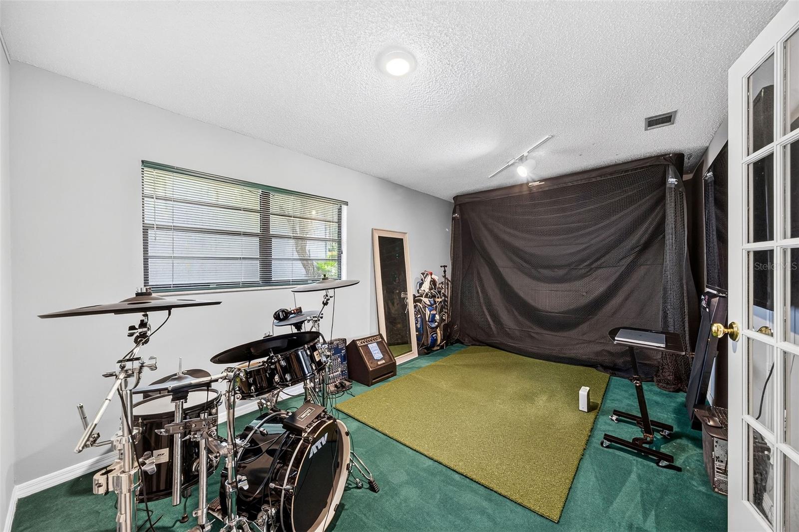2260 W CLASSIC COURT