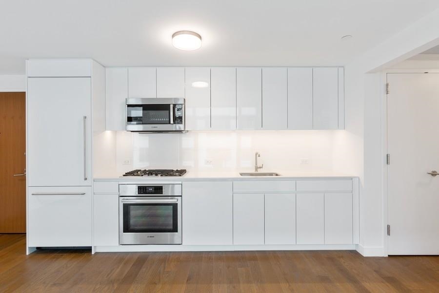 99 HUDSON ST Unit: 601