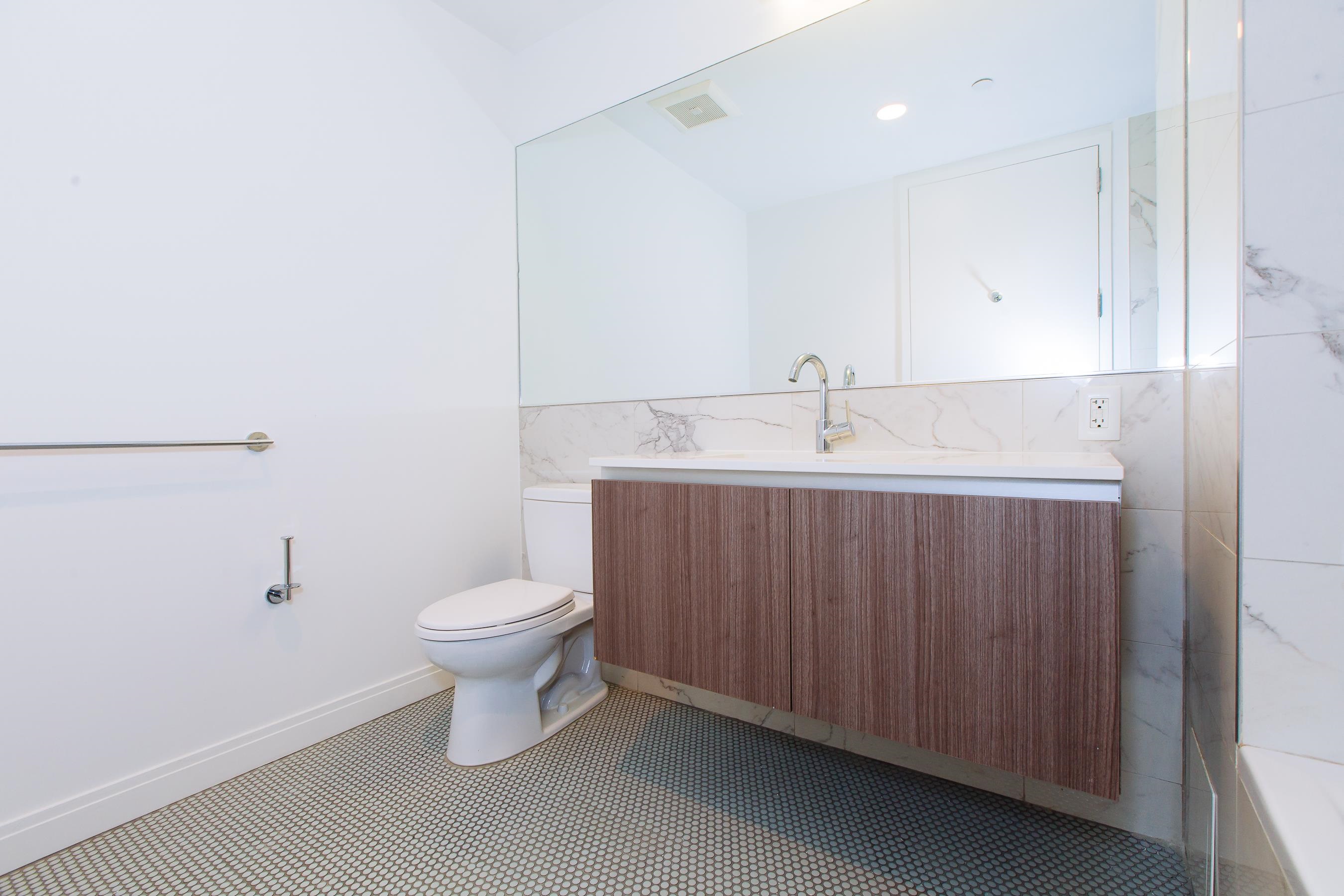 160 1ST ST Unit: 506