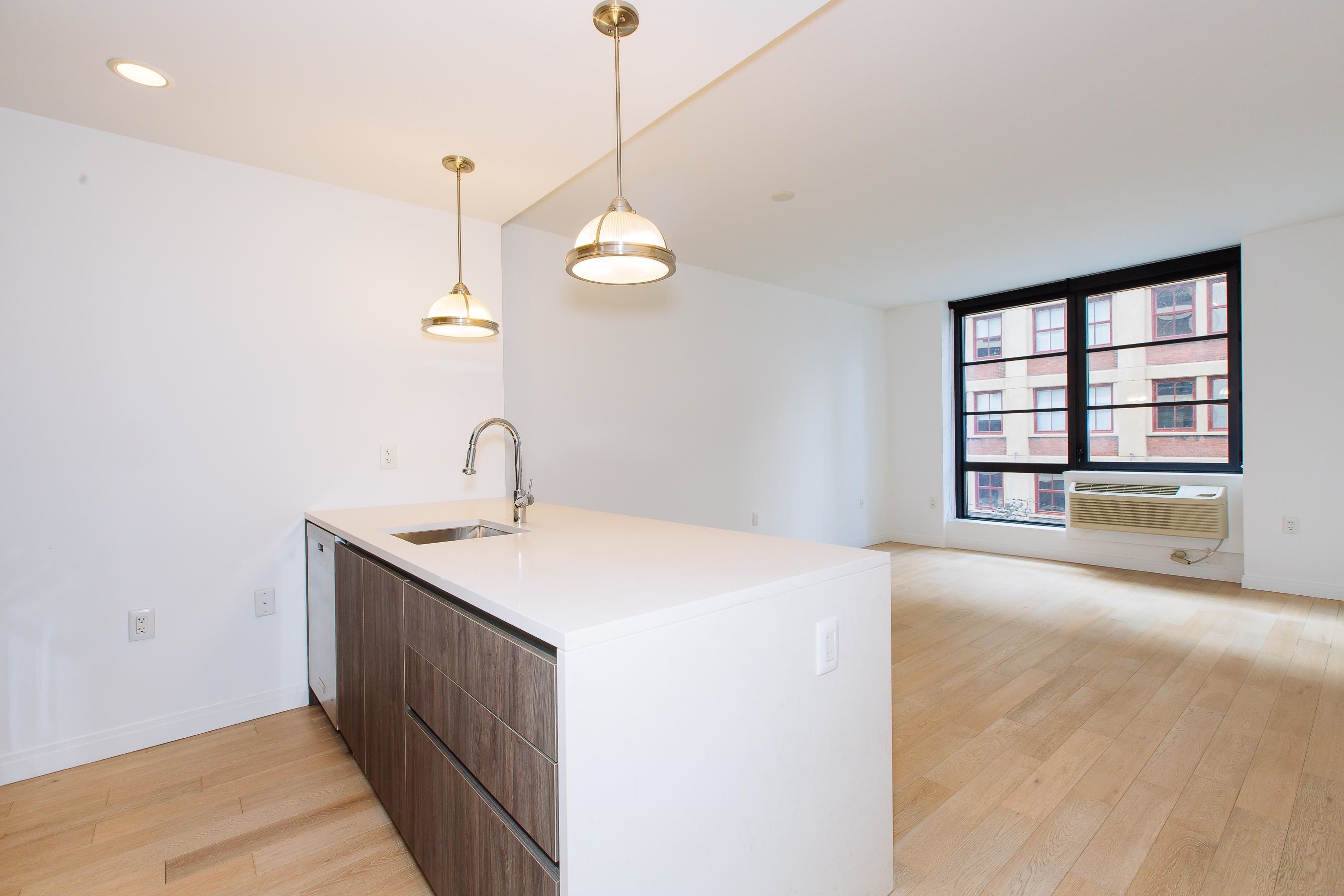 160 1ST ST Unit: 506