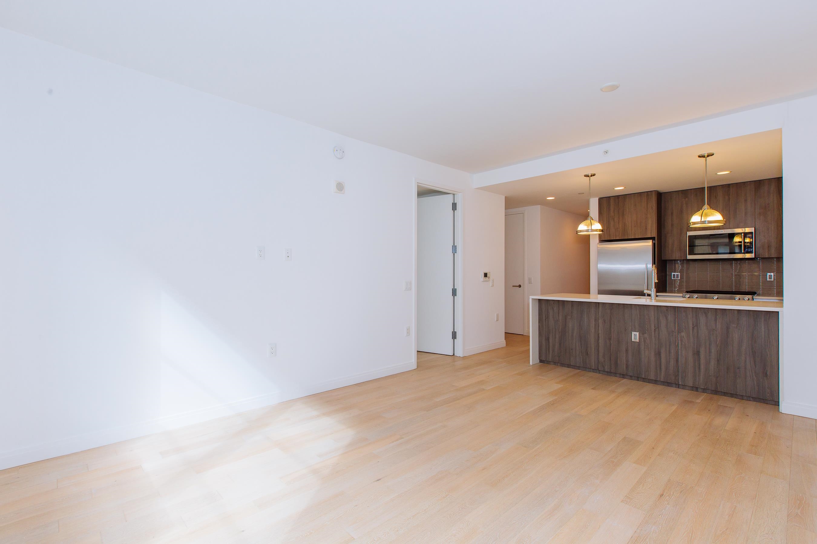 160 1ST ST Unit: 506