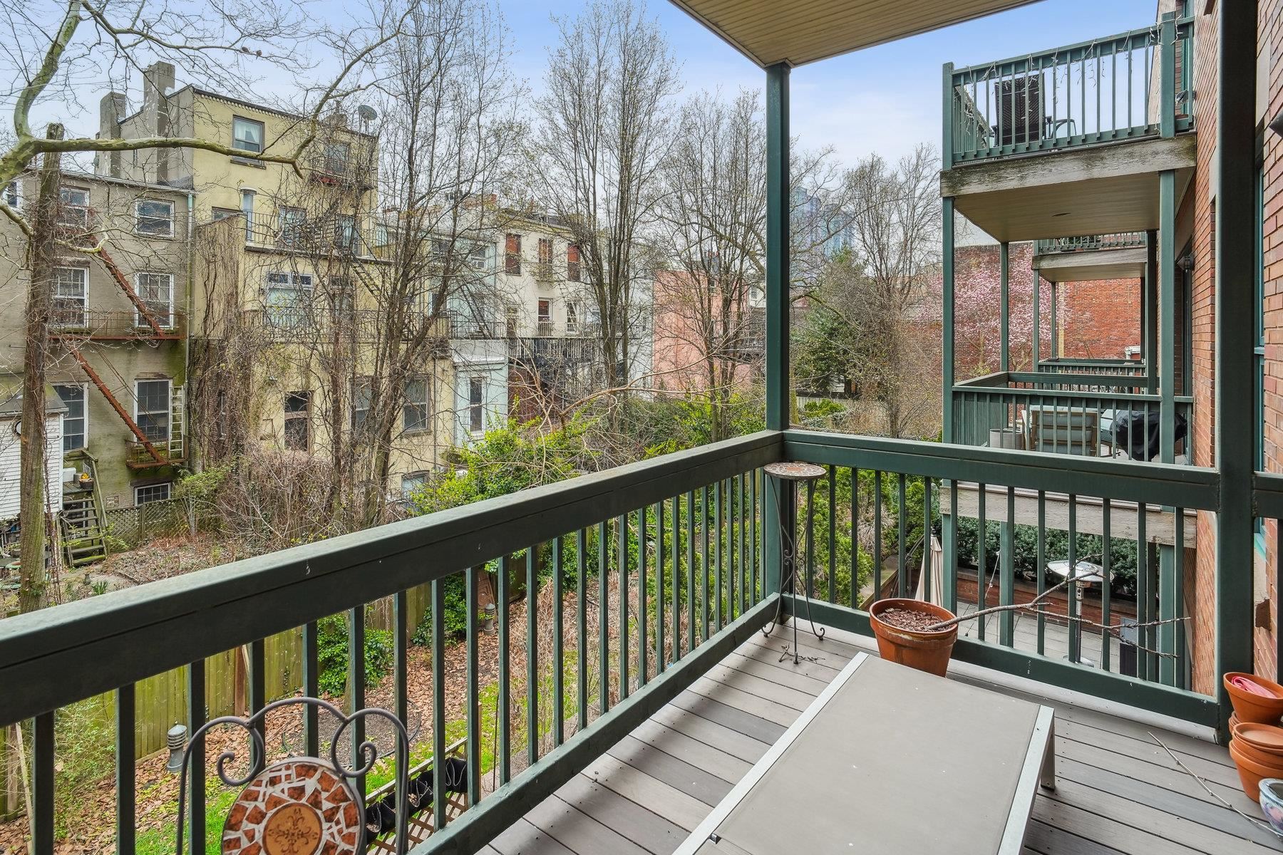 61 GRAND ST Unit: 2C