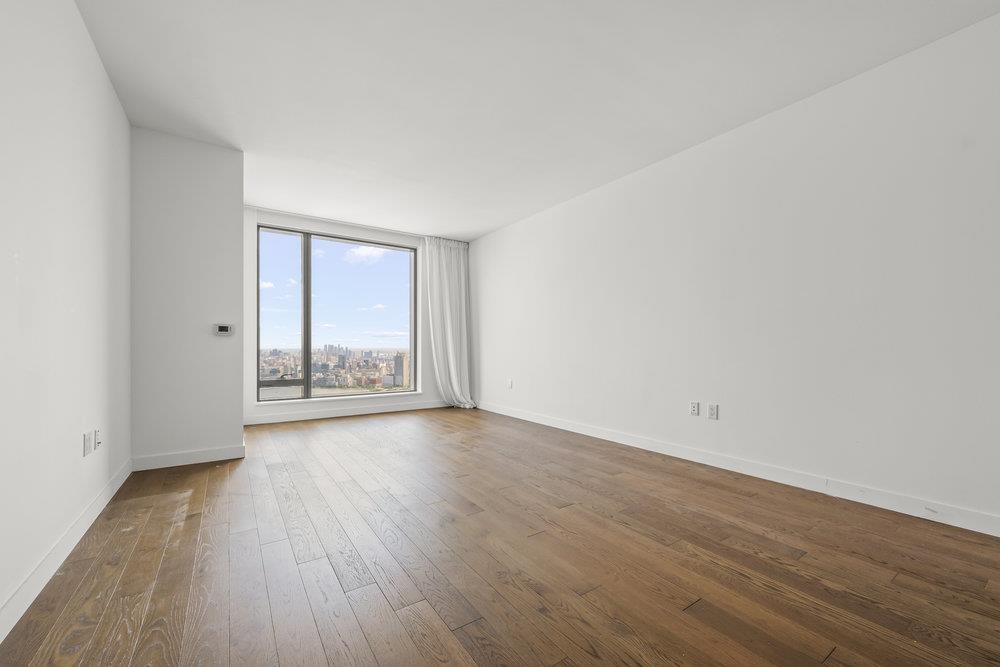 99 HUDSON ST Unit: 6300