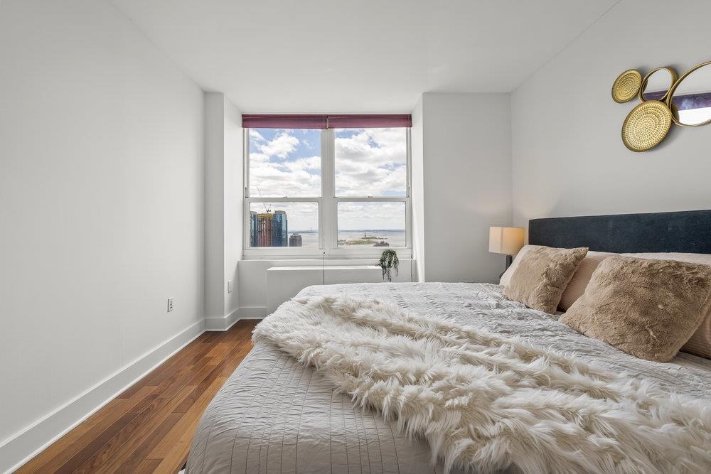 88 MORGAN ST Unit: 4306