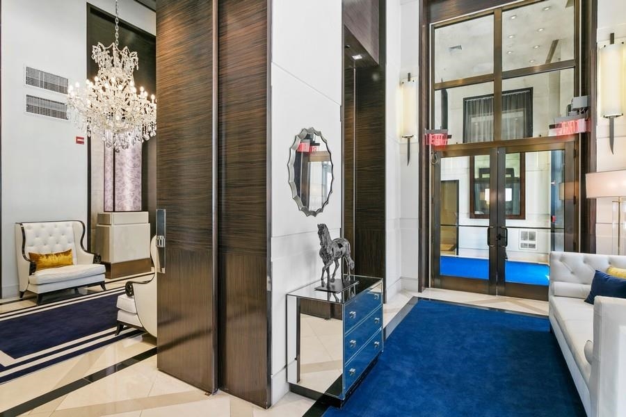 88 MORGAN ST Unit: 2207