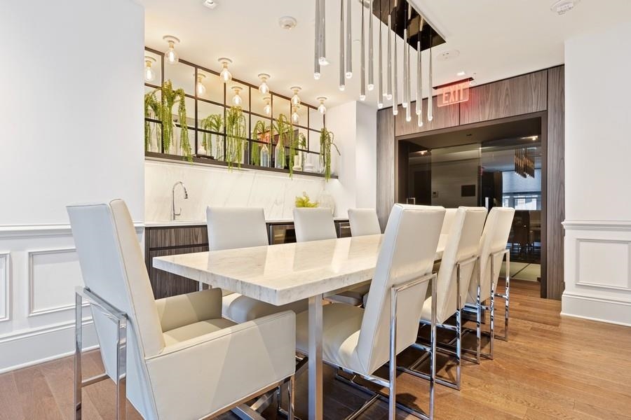 88 MORGAN ST Unit: 2207
