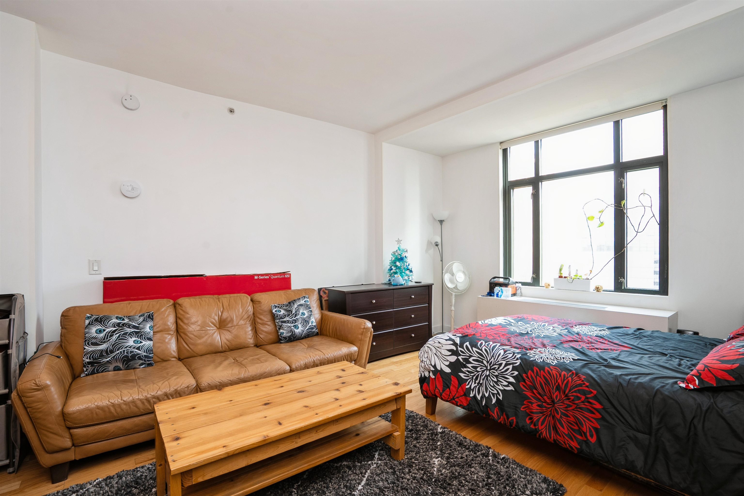 105 GREENE ST Unit: 708