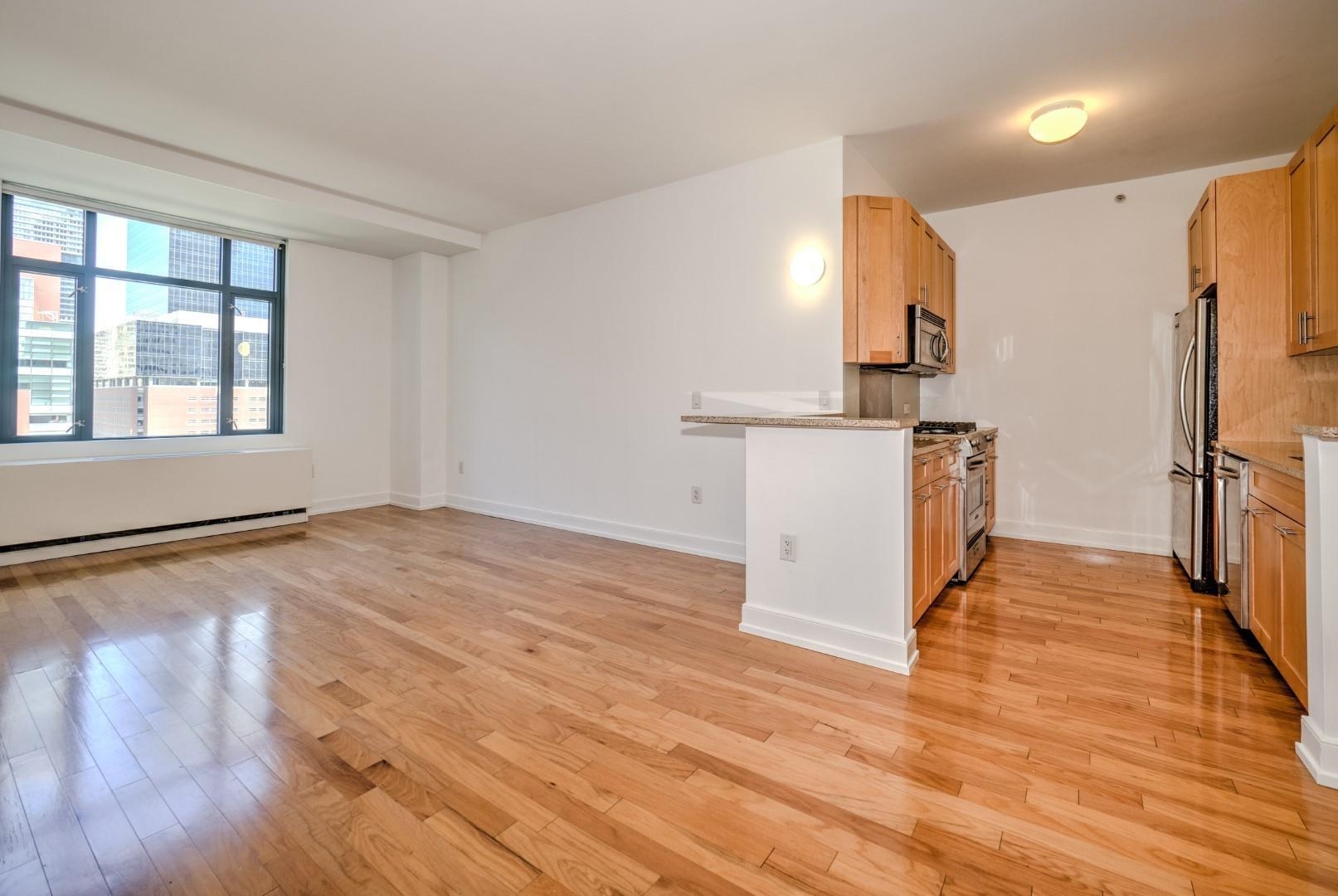 105 GREENE ST Unit: 708