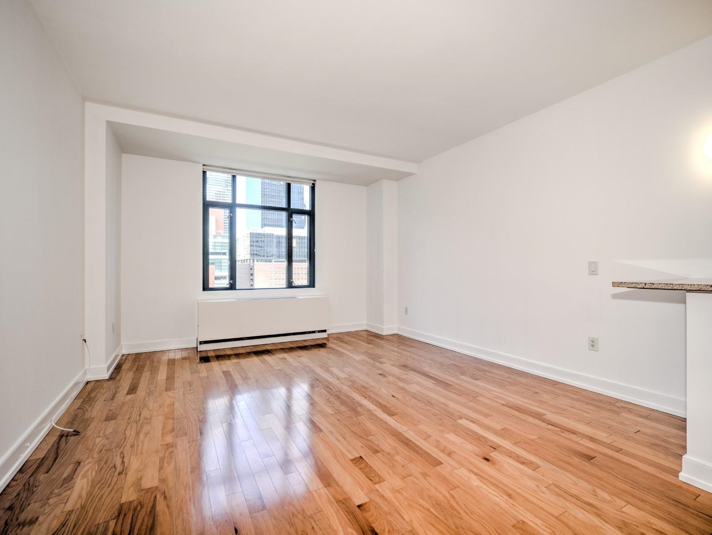 105 GREENE ST Unit: 708