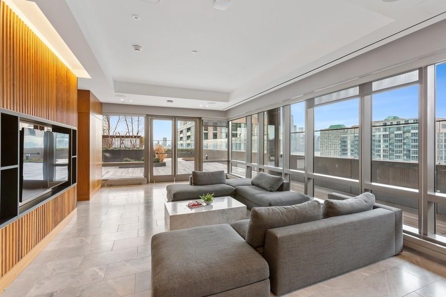 75 PARK LANE SOUTH Unit: 1409