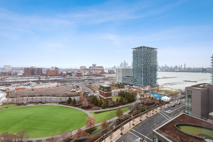 75 PARK LANE SOUTH Unit: 1409