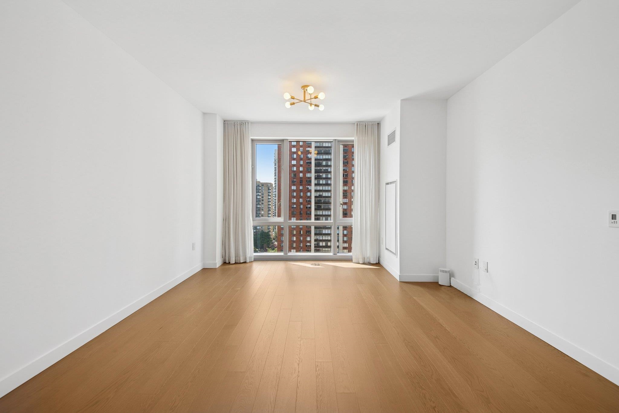 75 PARK LANE SOUTH Unit: 1409