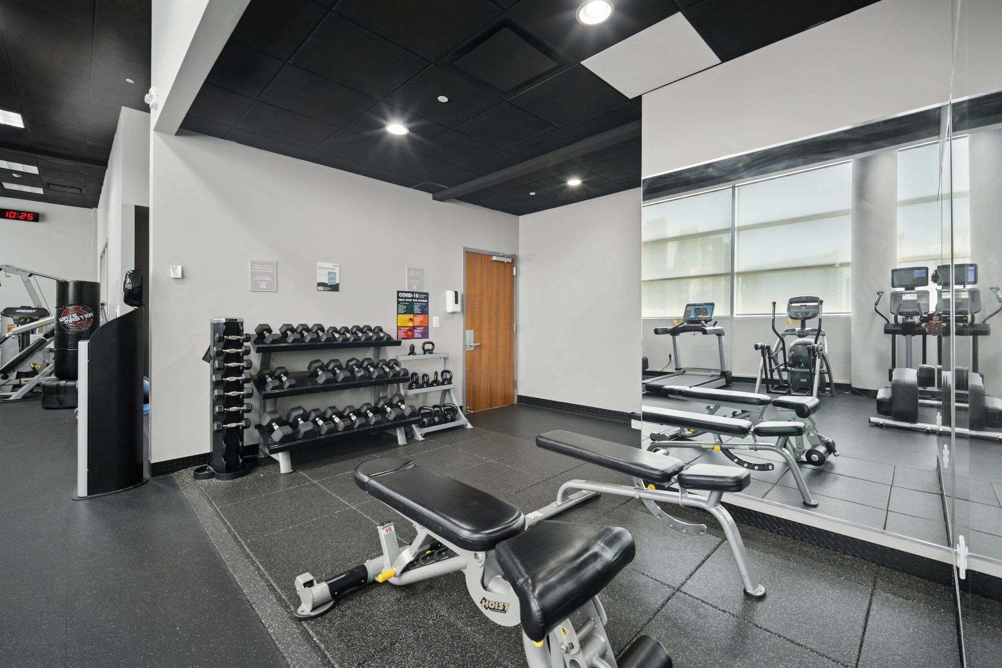 20 NEWPORT PARKWAY Unit: 1011