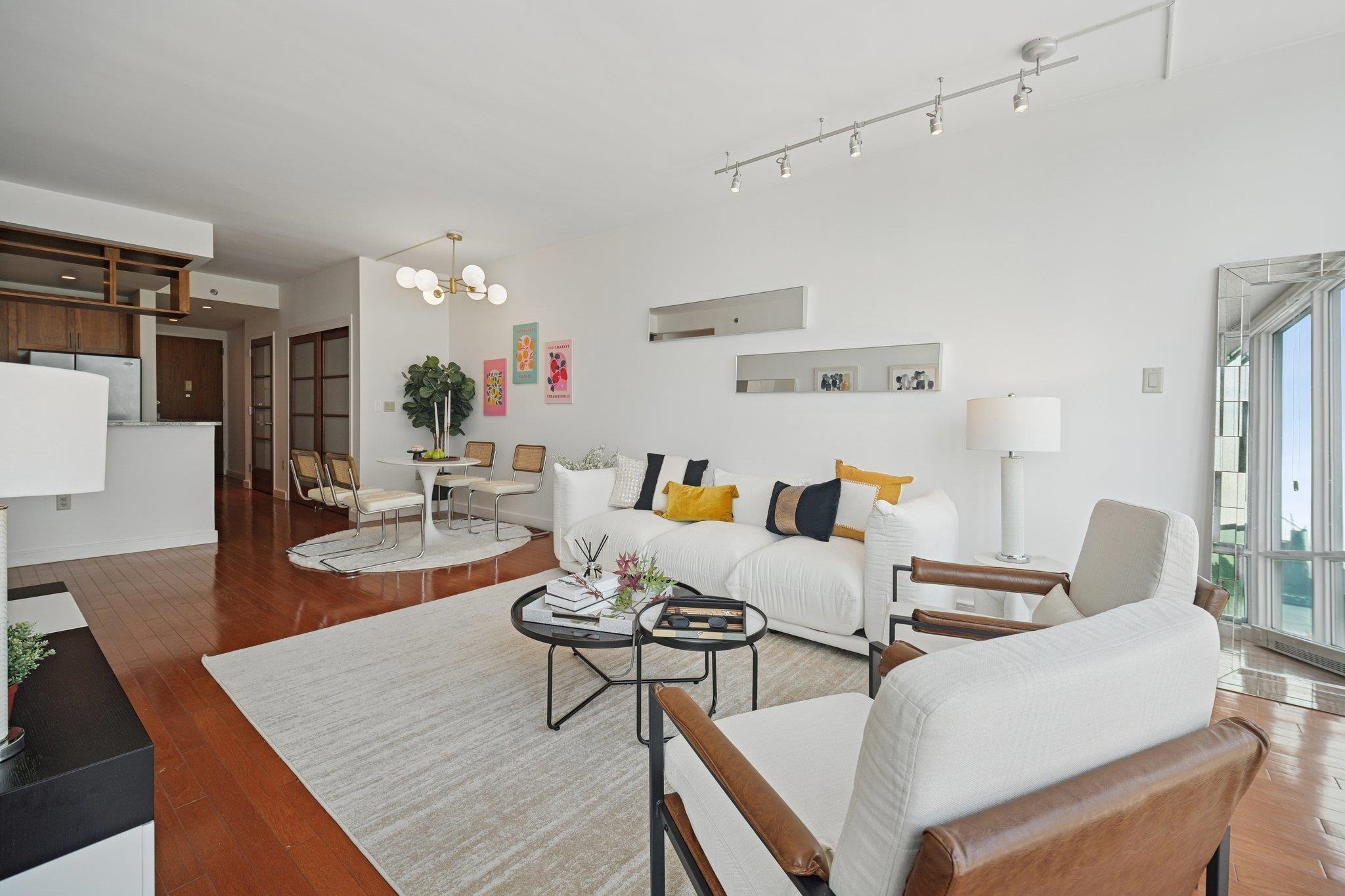 20 NEWPORT PARKWAY Unit: 1011