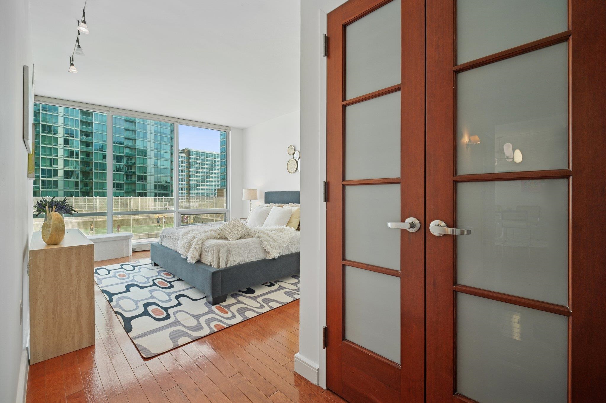 20 NEWPORT PARKWAY Unit: 1011