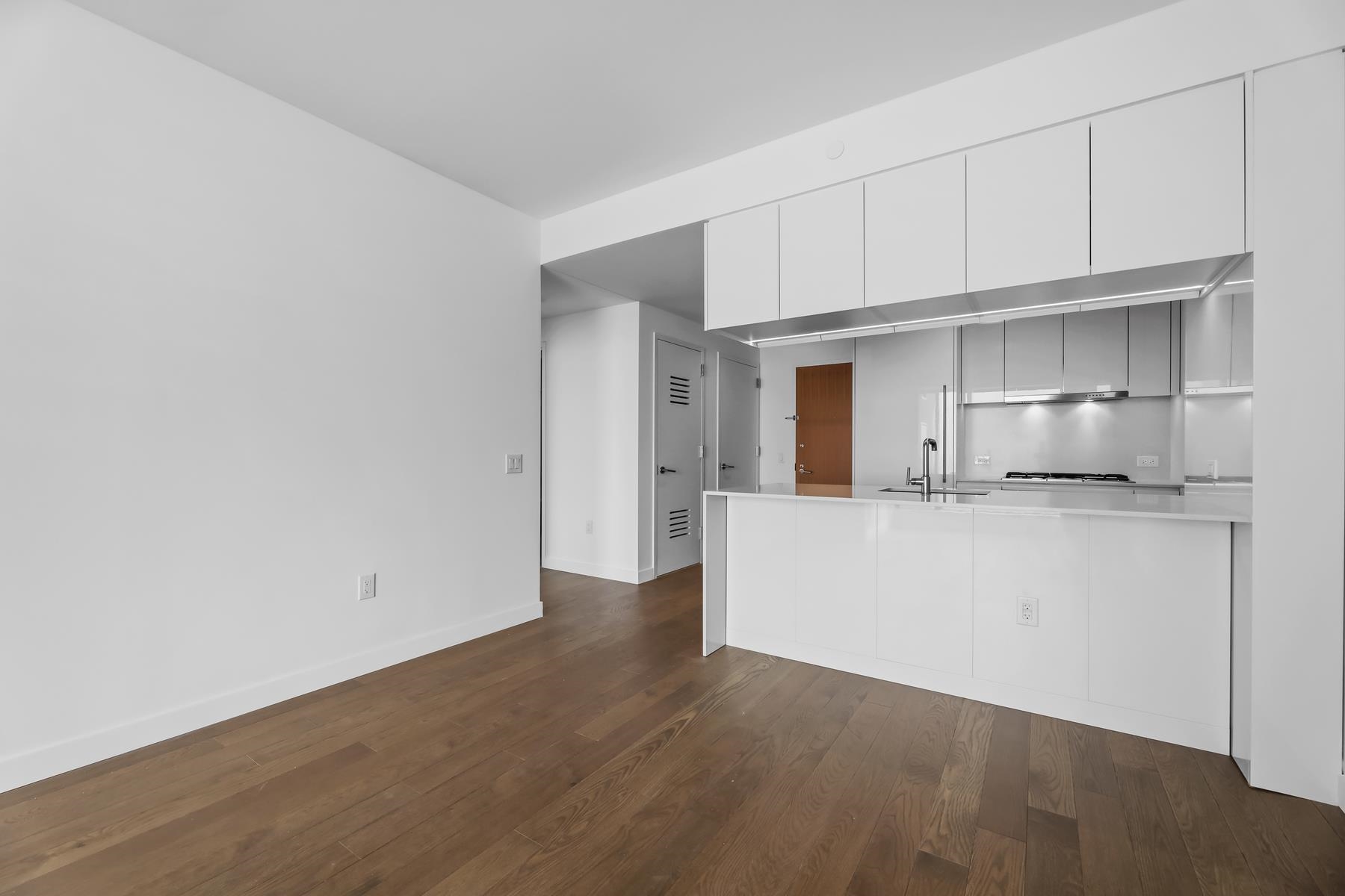 99 HUDSON ST Unit: 2012