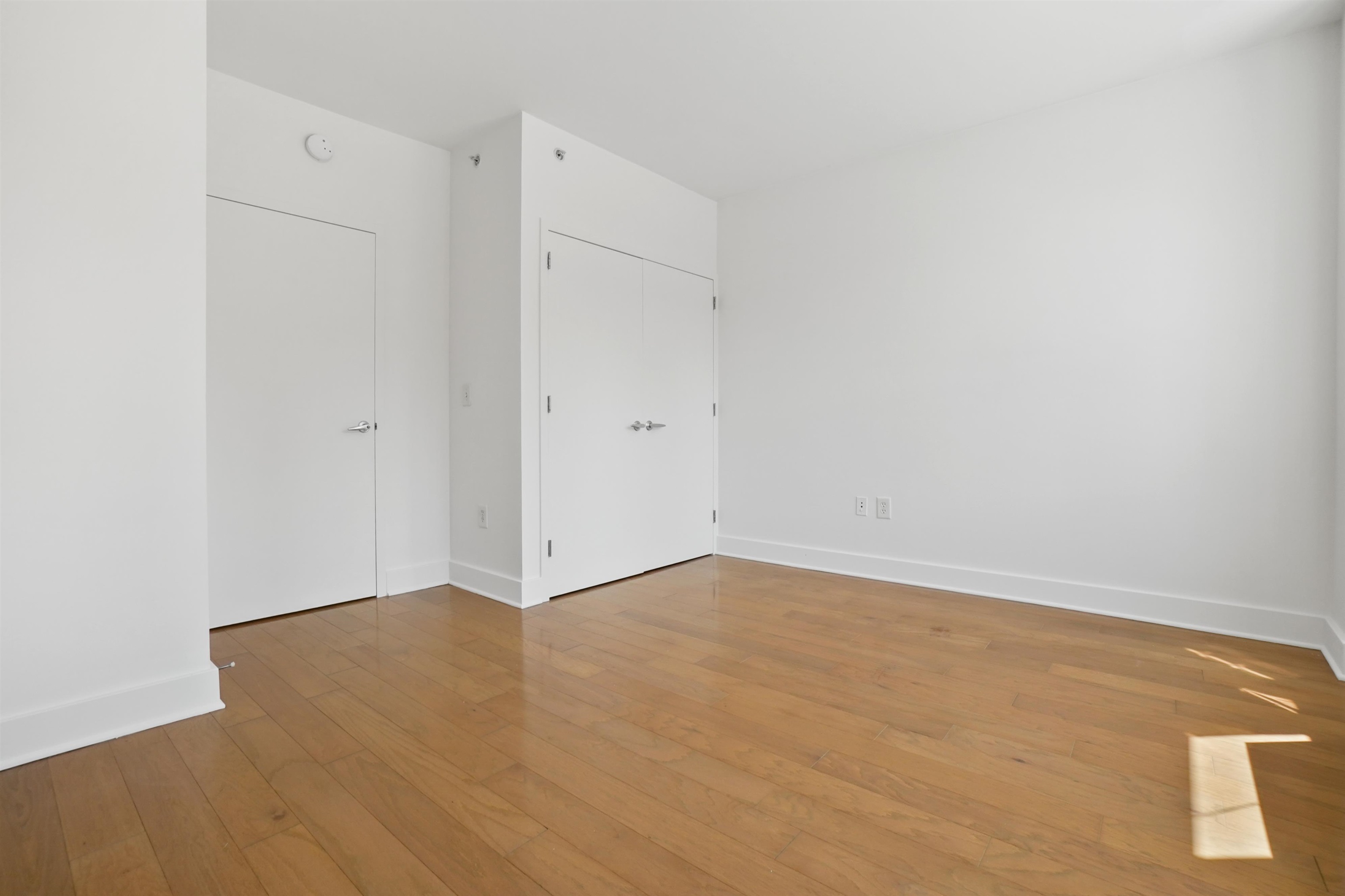 88 MORGAN ST Unit: 801