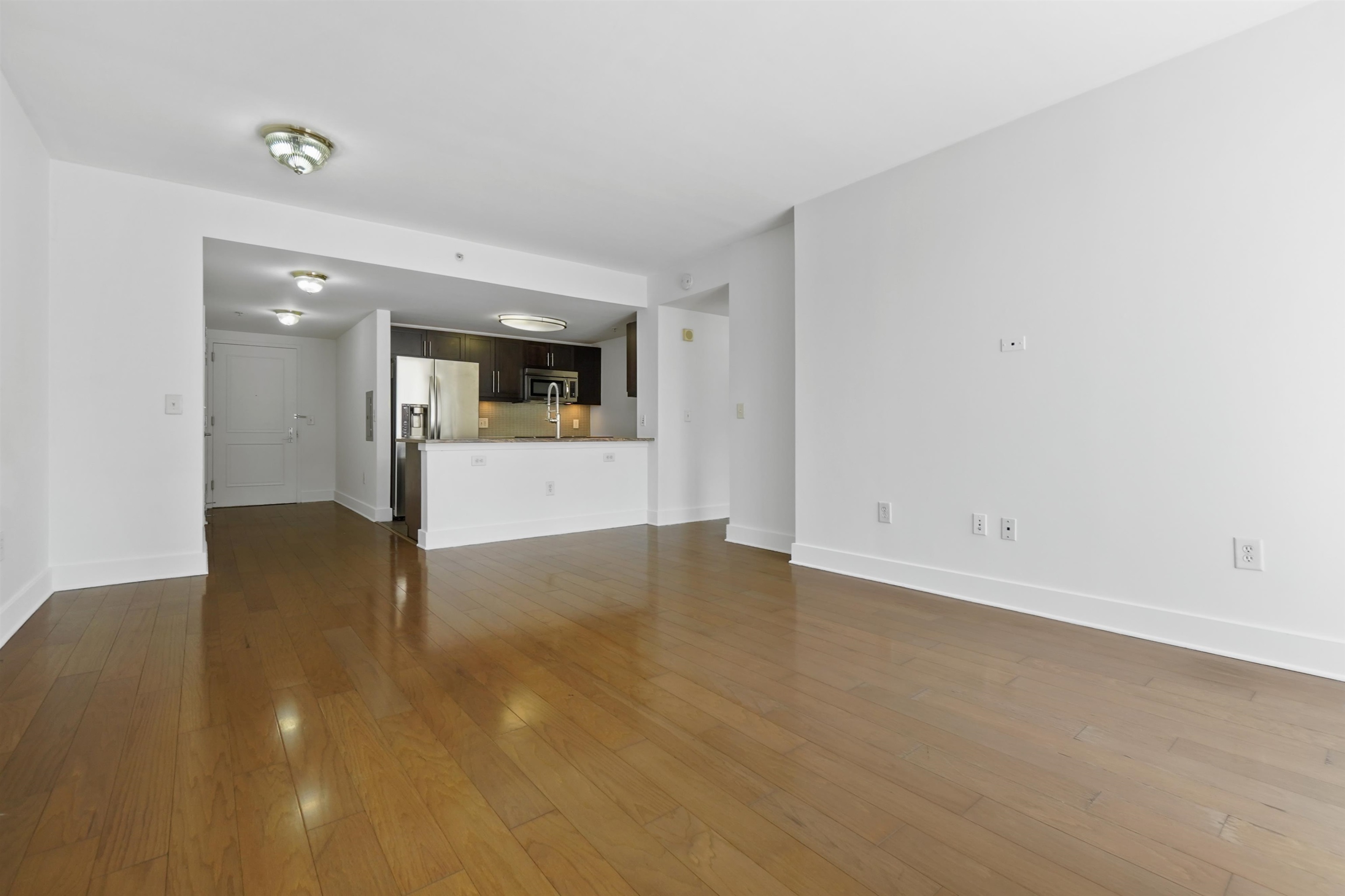 88 MORGAN ST Unit: 801