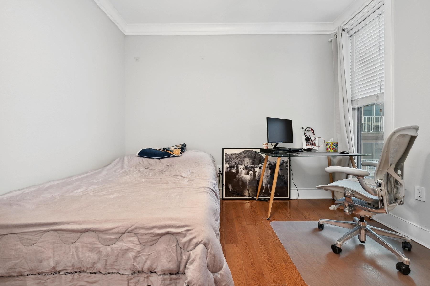 28 BRIGHT ST Unit: 301