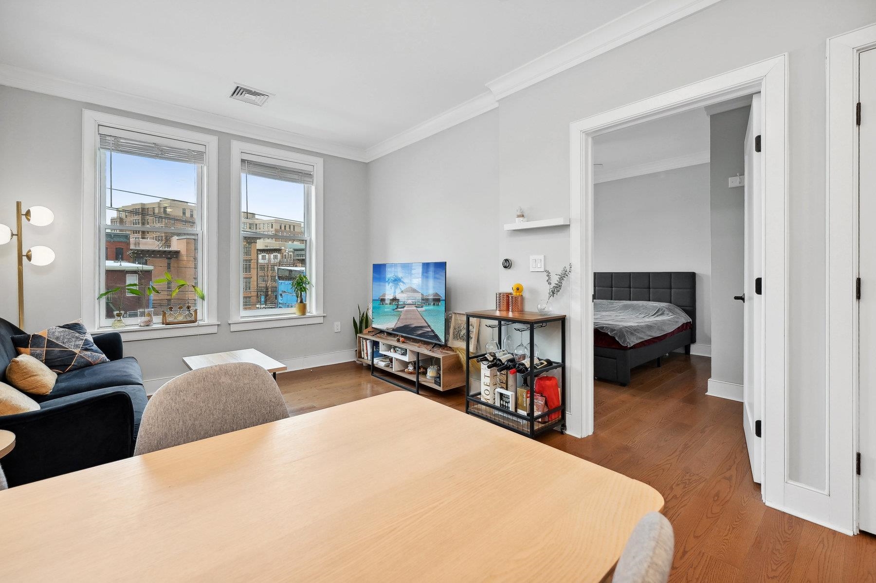 28 BRIGHT ST Unit: 301