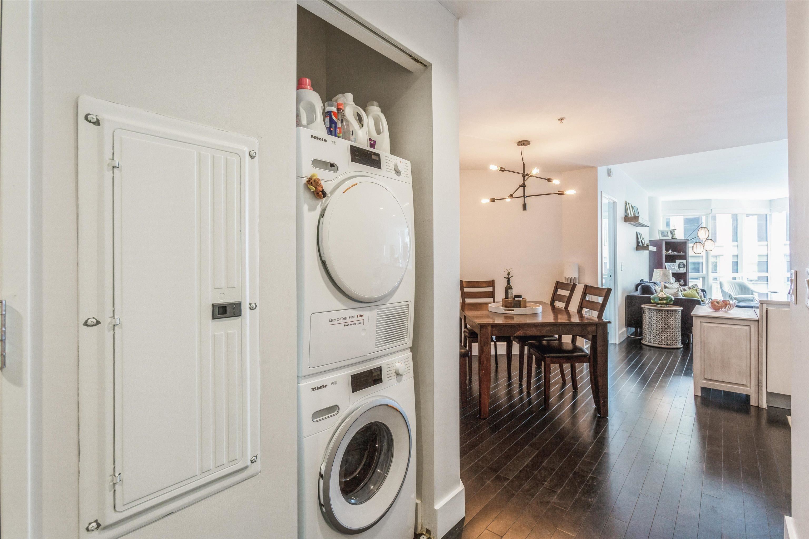 77 HUDSON ST Unit: 1207