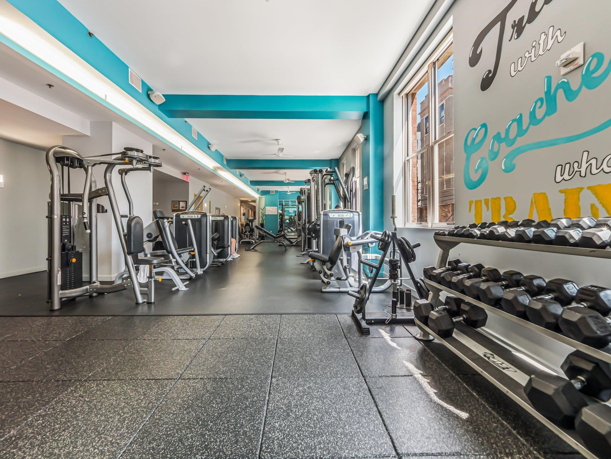 232 PAVONIA AVE Unit: 517