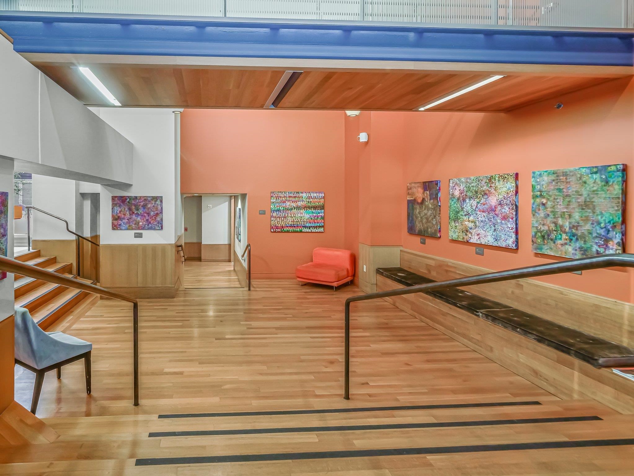 232 PAVONIA AVE Unit: 517