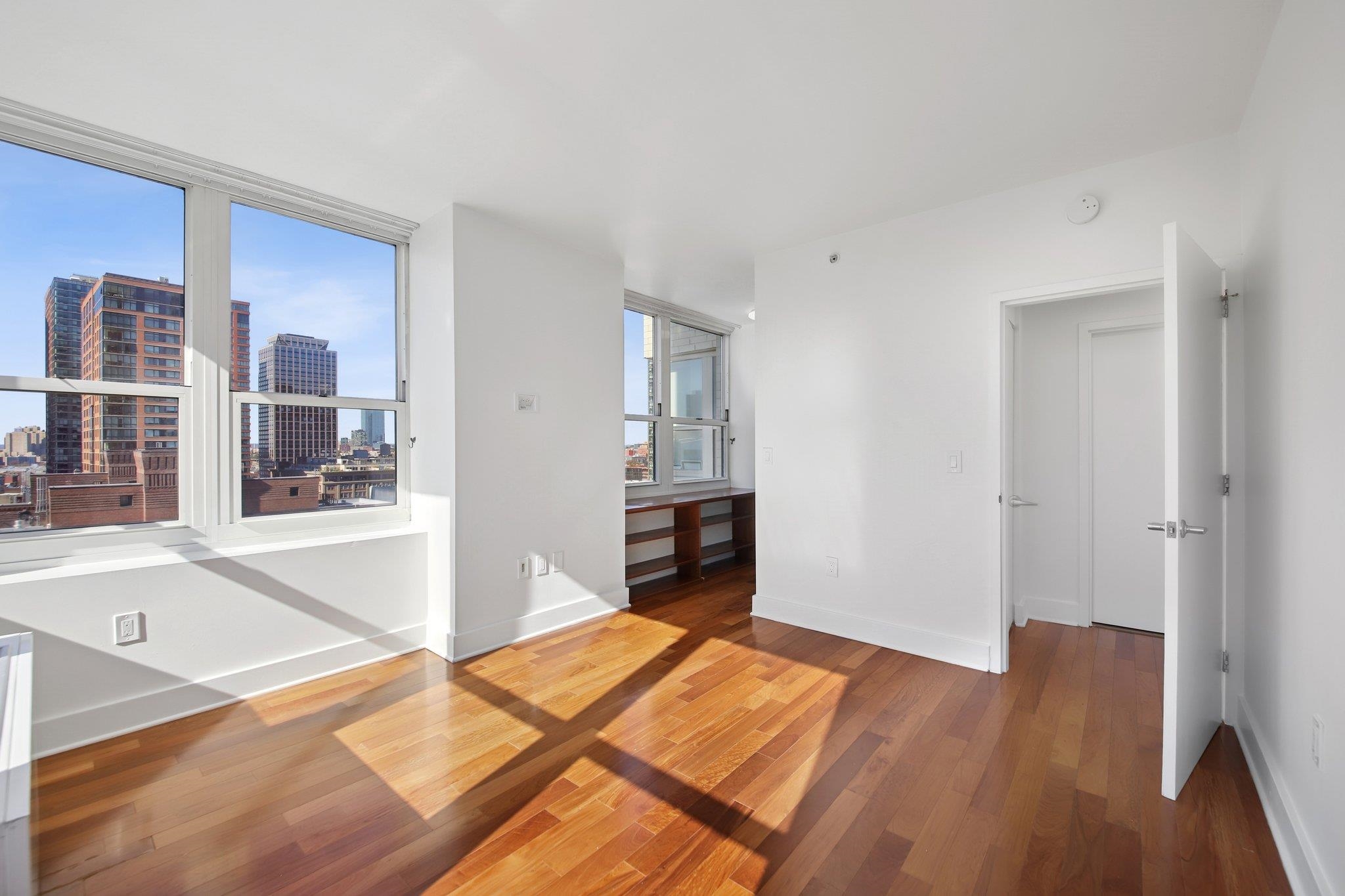 88 MORGAN ST Unit: 1808