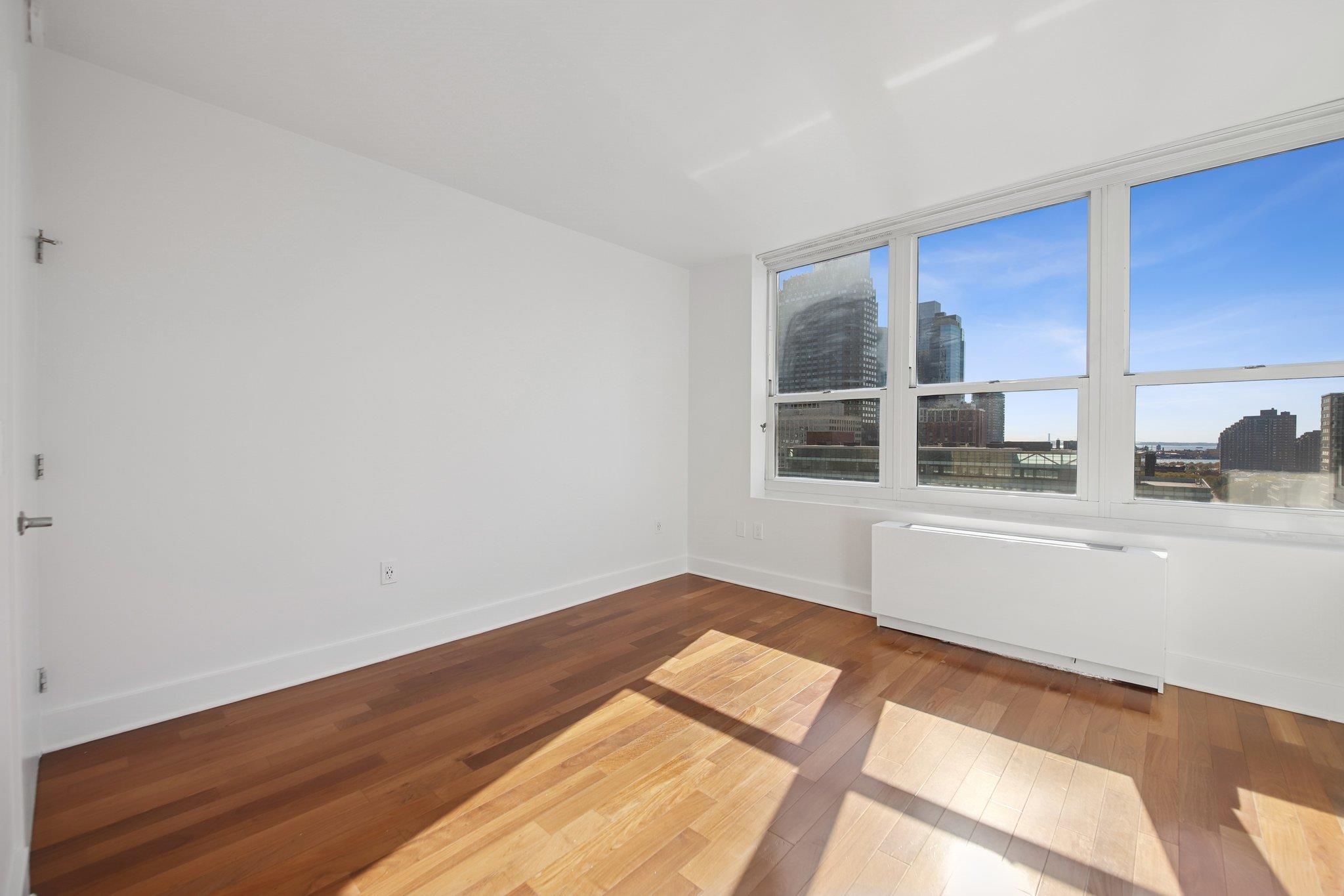 88 MORGAN ST Unit: 1808