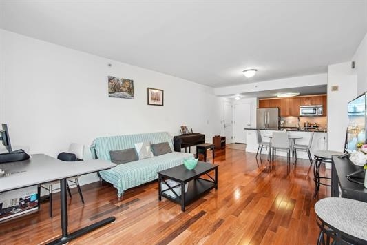 88 MORGAN ST Unit: 3007