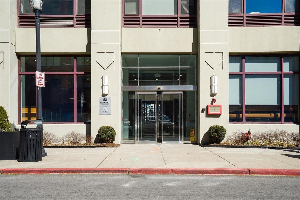 1500 HUDSON ST Unit: 2K