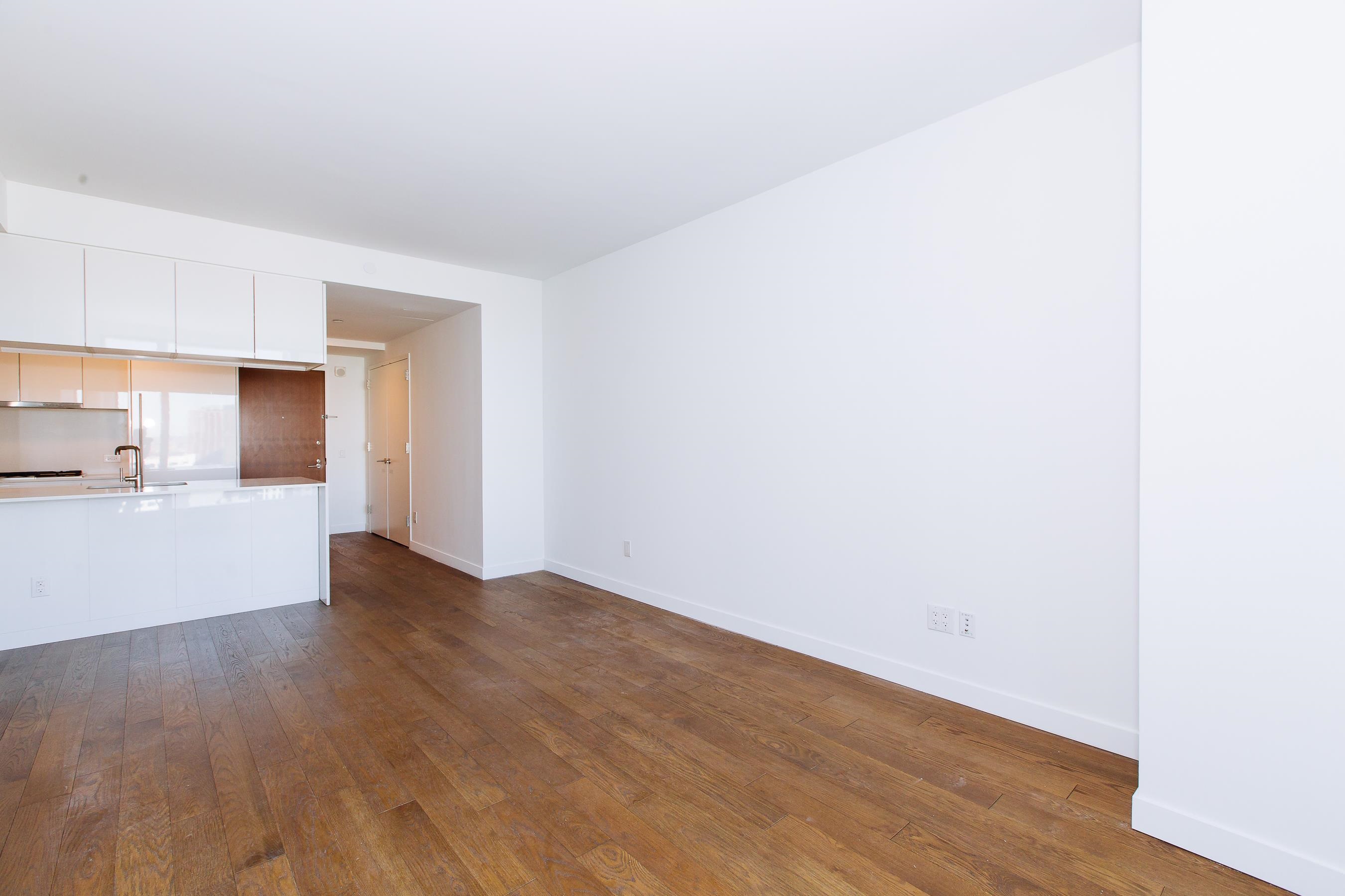 99 HUDSON ST Unit: 2407