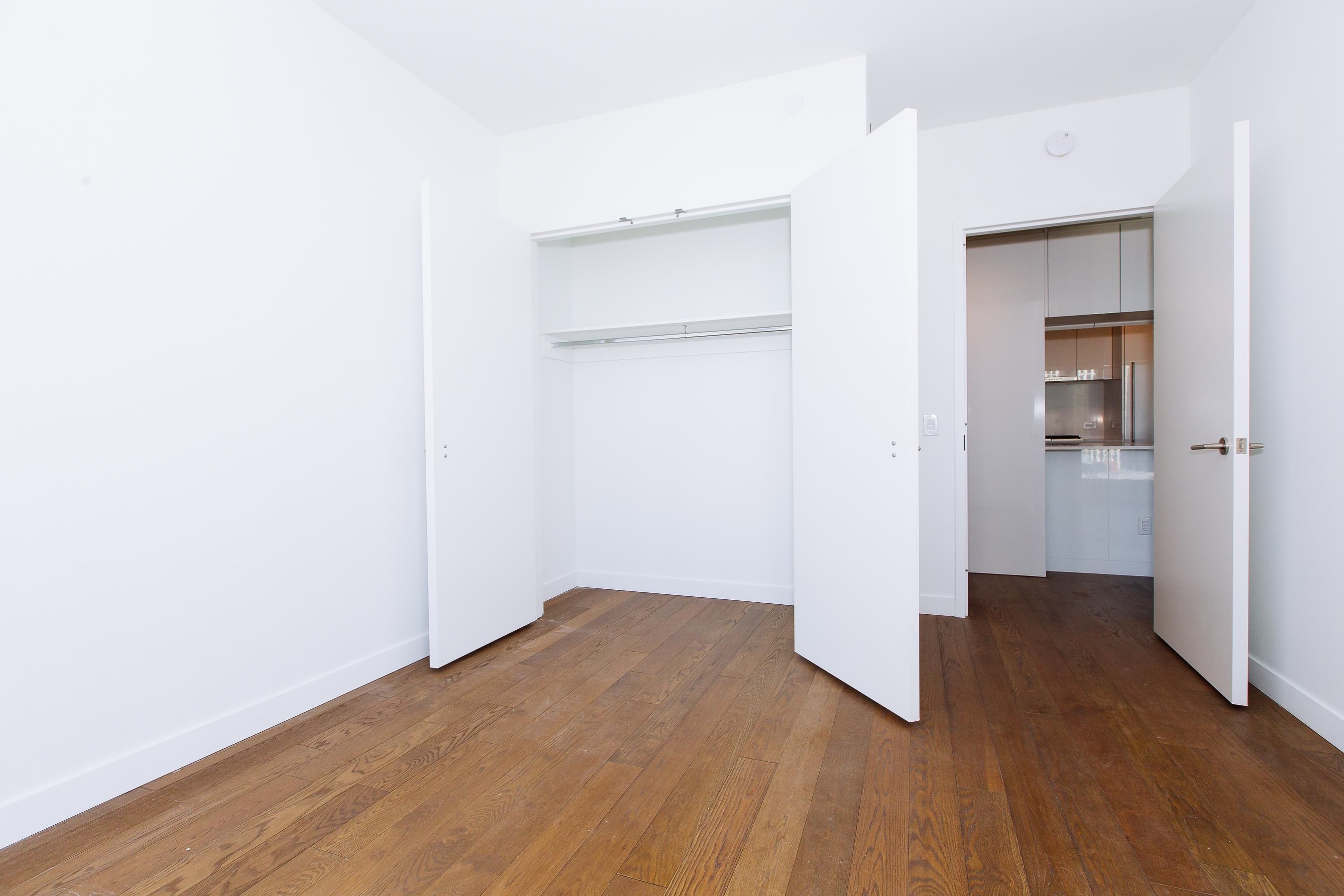 99 HUDSON ST Unit: 2407