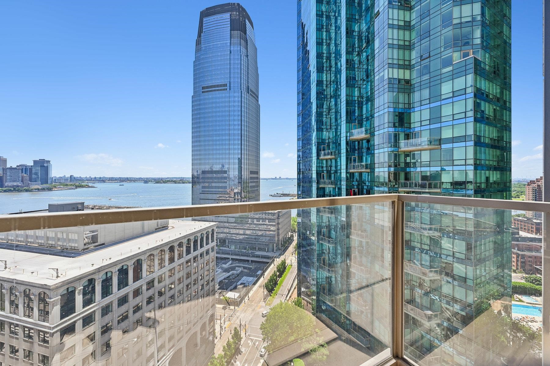 99 HUDSON ST Unit: 1912