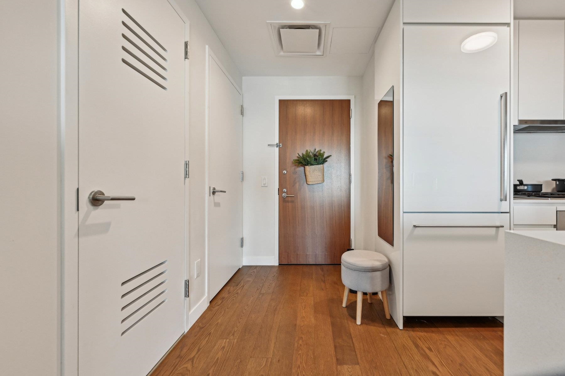 99 HUDSON ST Unit: 1912