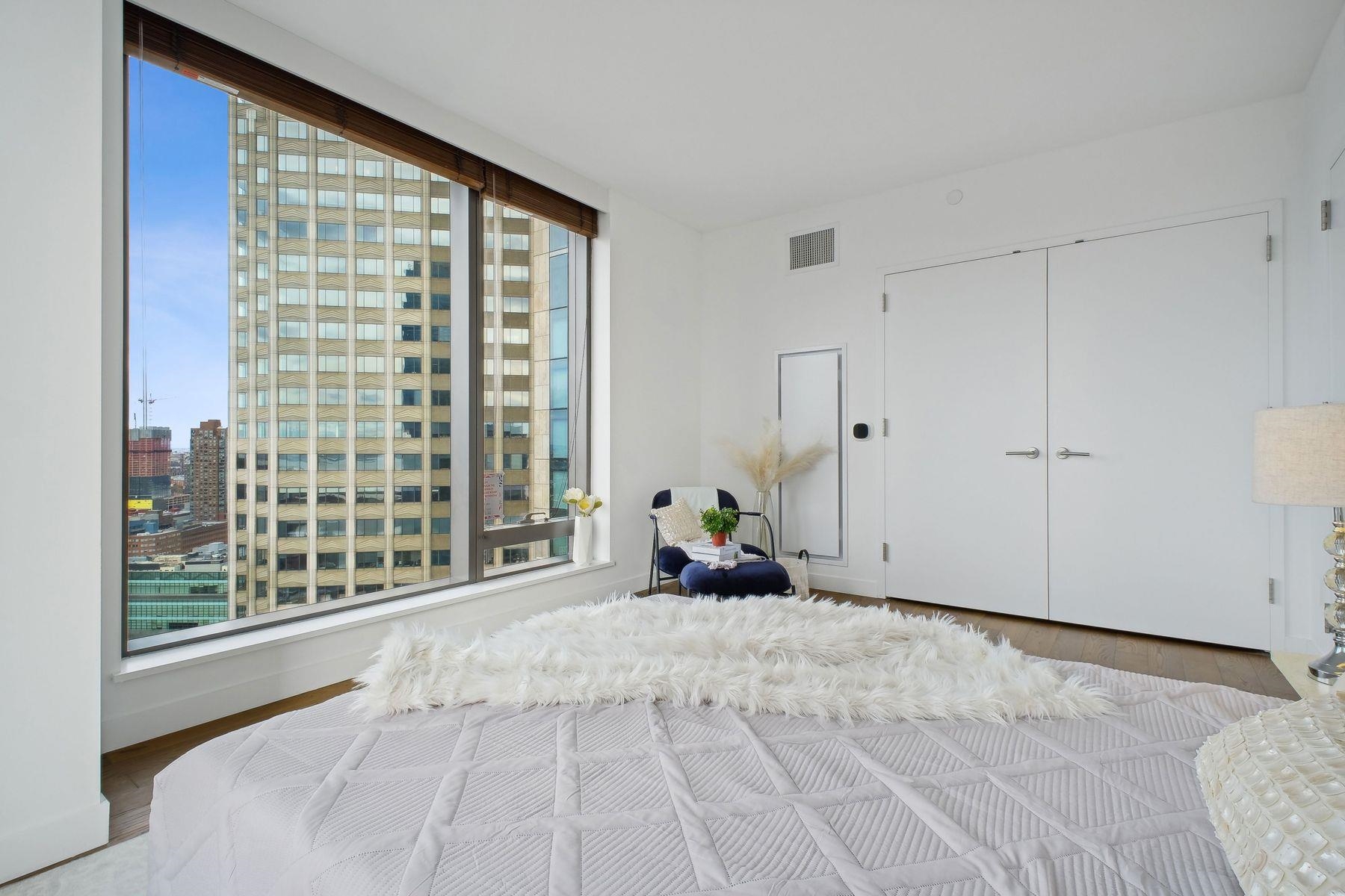 99 HUDSON ST Unit: 3611