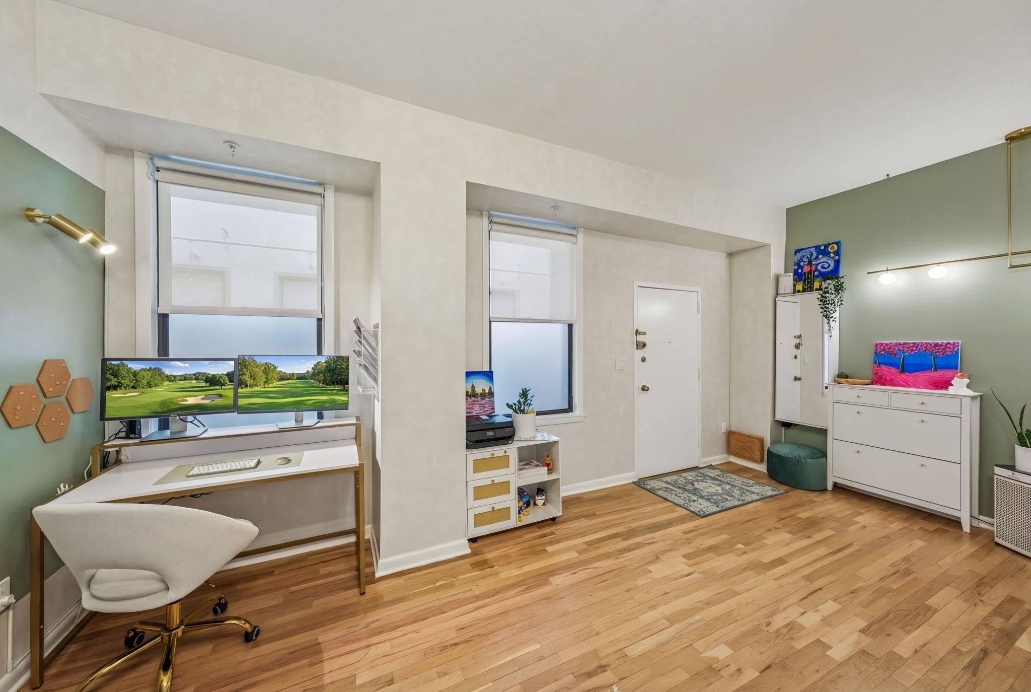 187 WAYNE ST Unit: 313C