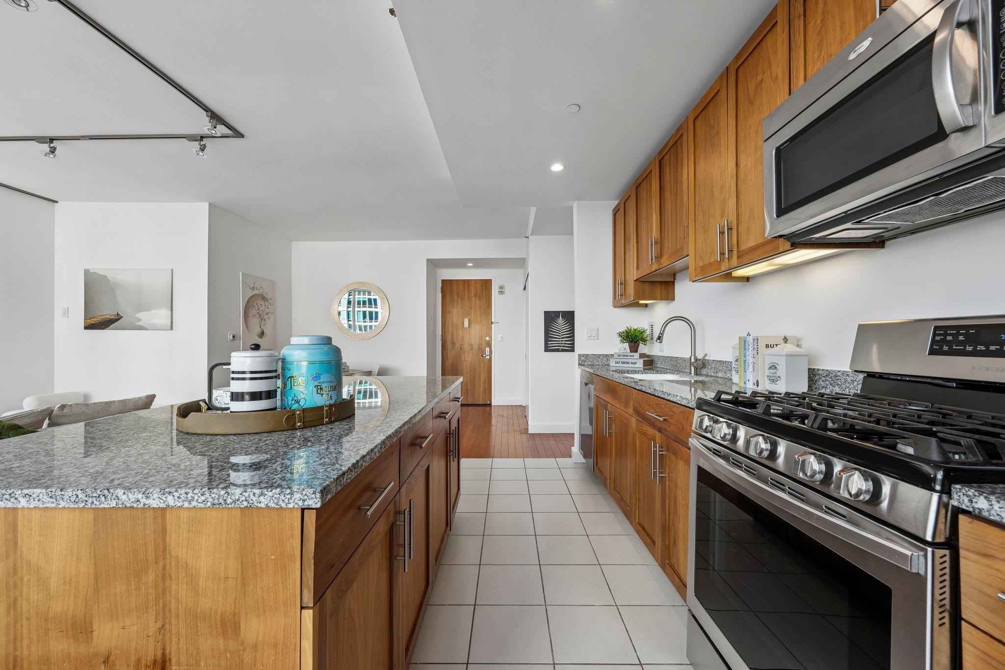 20 NEWPORT PARKWAY Unit: 908