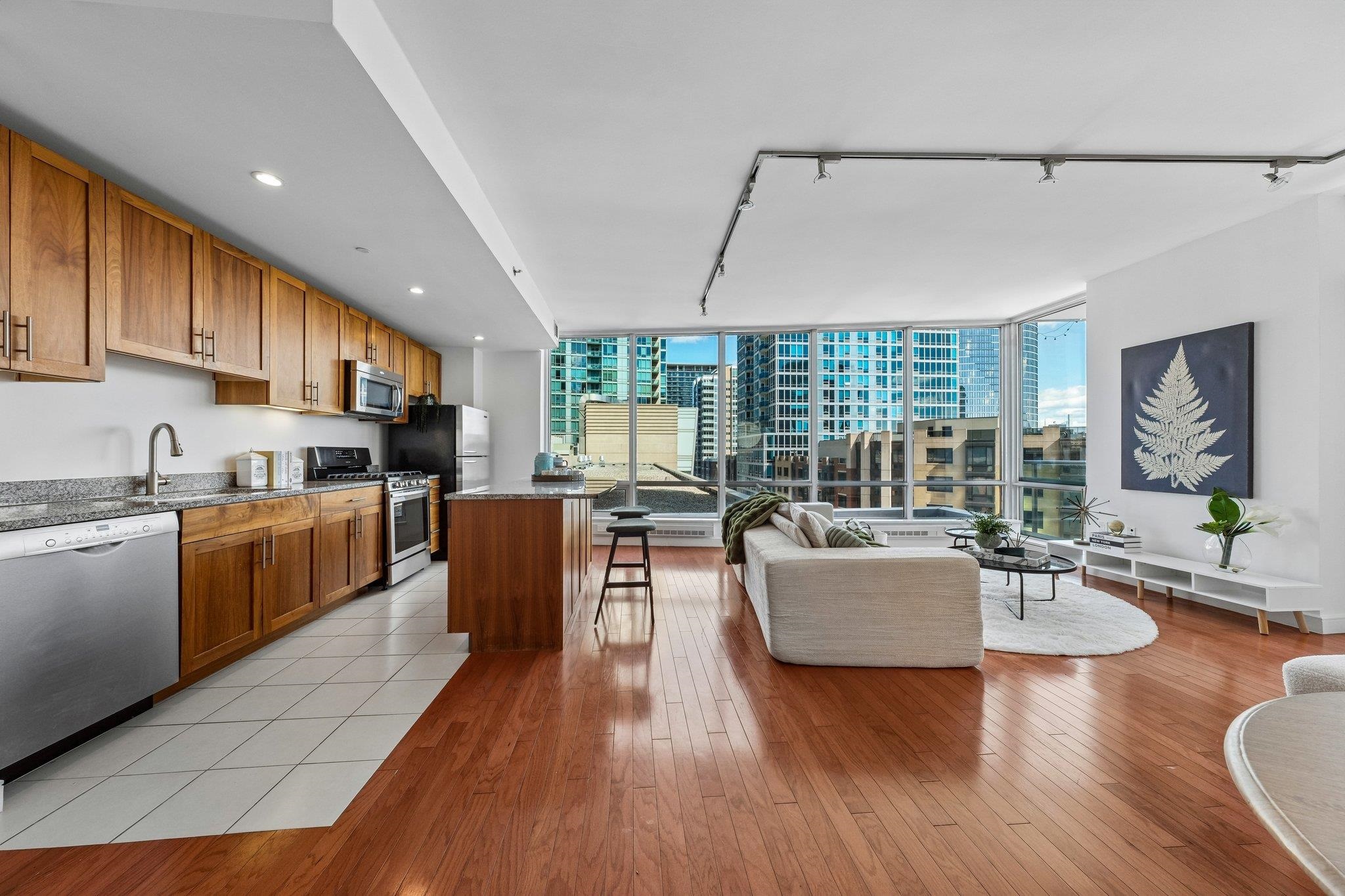 20 NEWPORT PARKWAY Unit: 908