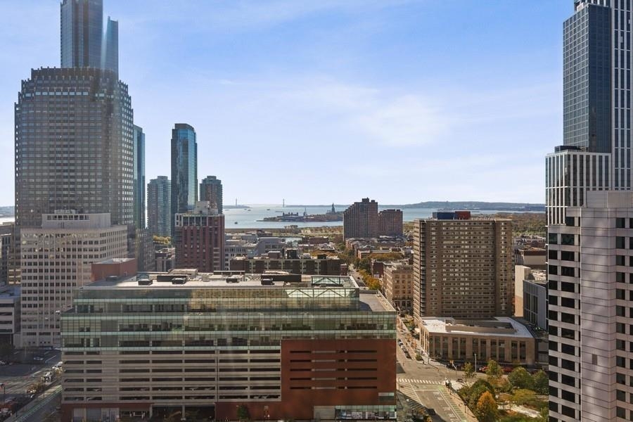 88 MORGAN ST Unit: 2606