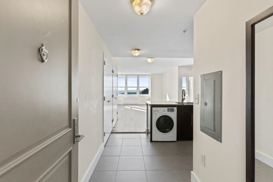 88 MORGAN ST Unit: 2606