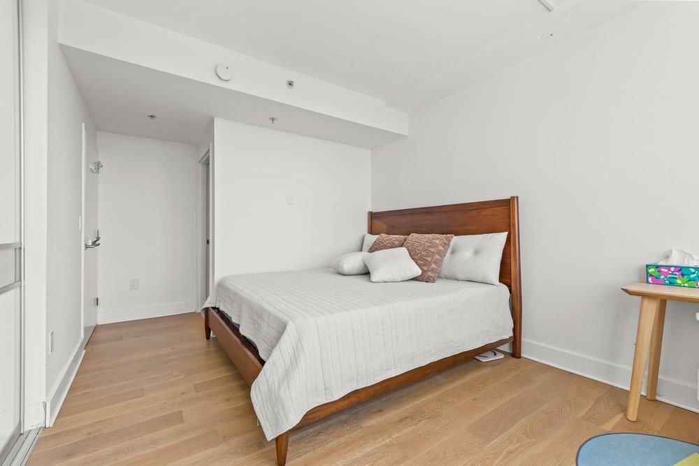 88 MORGAN ST Unit: PH2-1