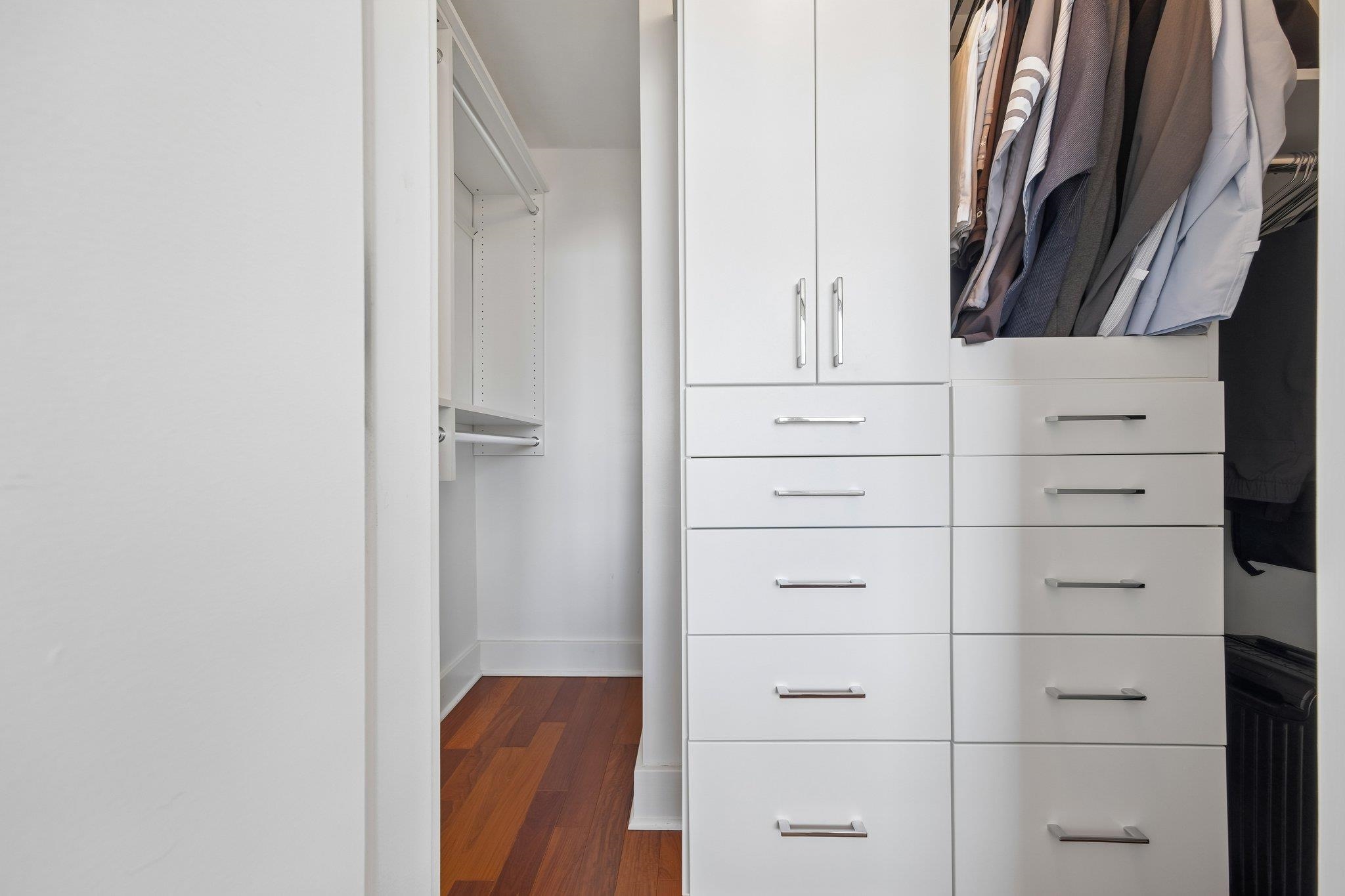 88 MORGAN ST Unit: PH3-5