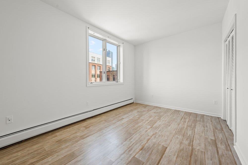 200 CHRISTOPHER COLUMBUS DR Unit: C10
