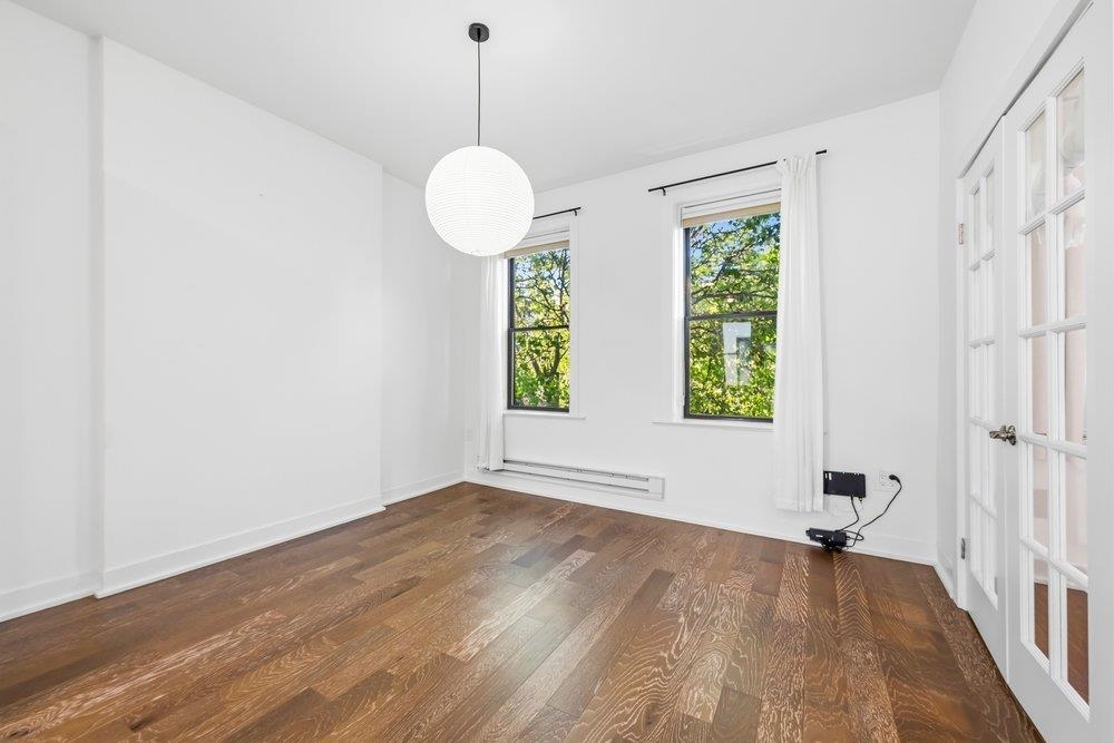 366 2ND ST Unit: 2